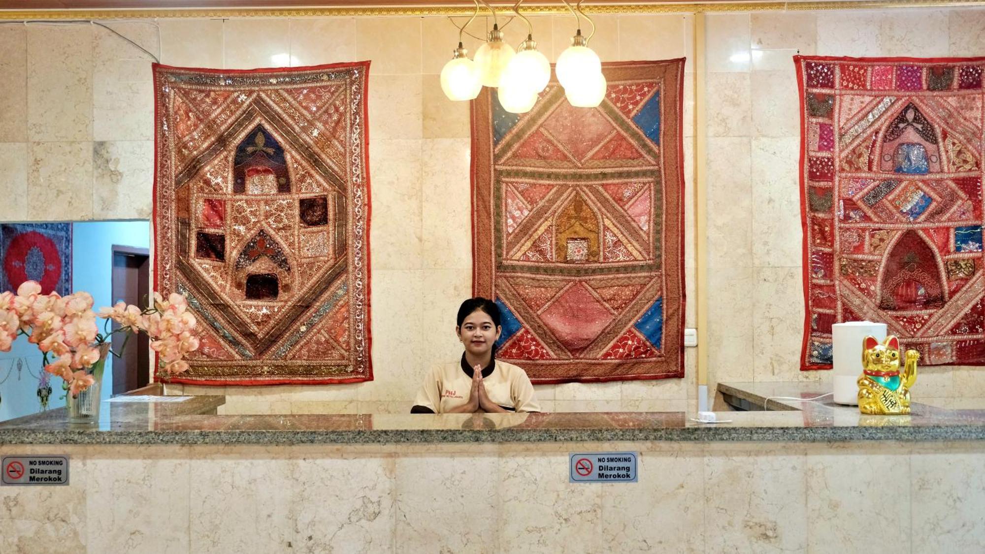 Pasifik Hotel Джакарта Екстер'єр фото